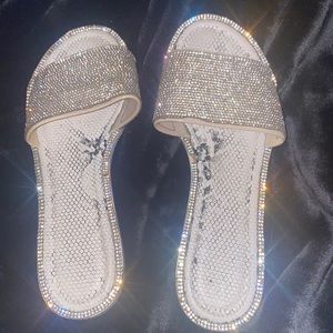 Size UK/IRL8 EUR41 USA10